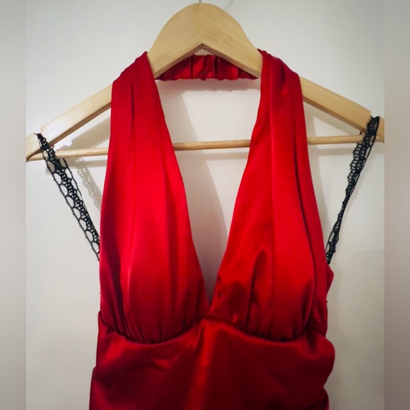 Red Satin Halter Dress - Spanish - Latin - Flamenco - Prom - Grad - 5/6 - NWT - Picture 3 of 7